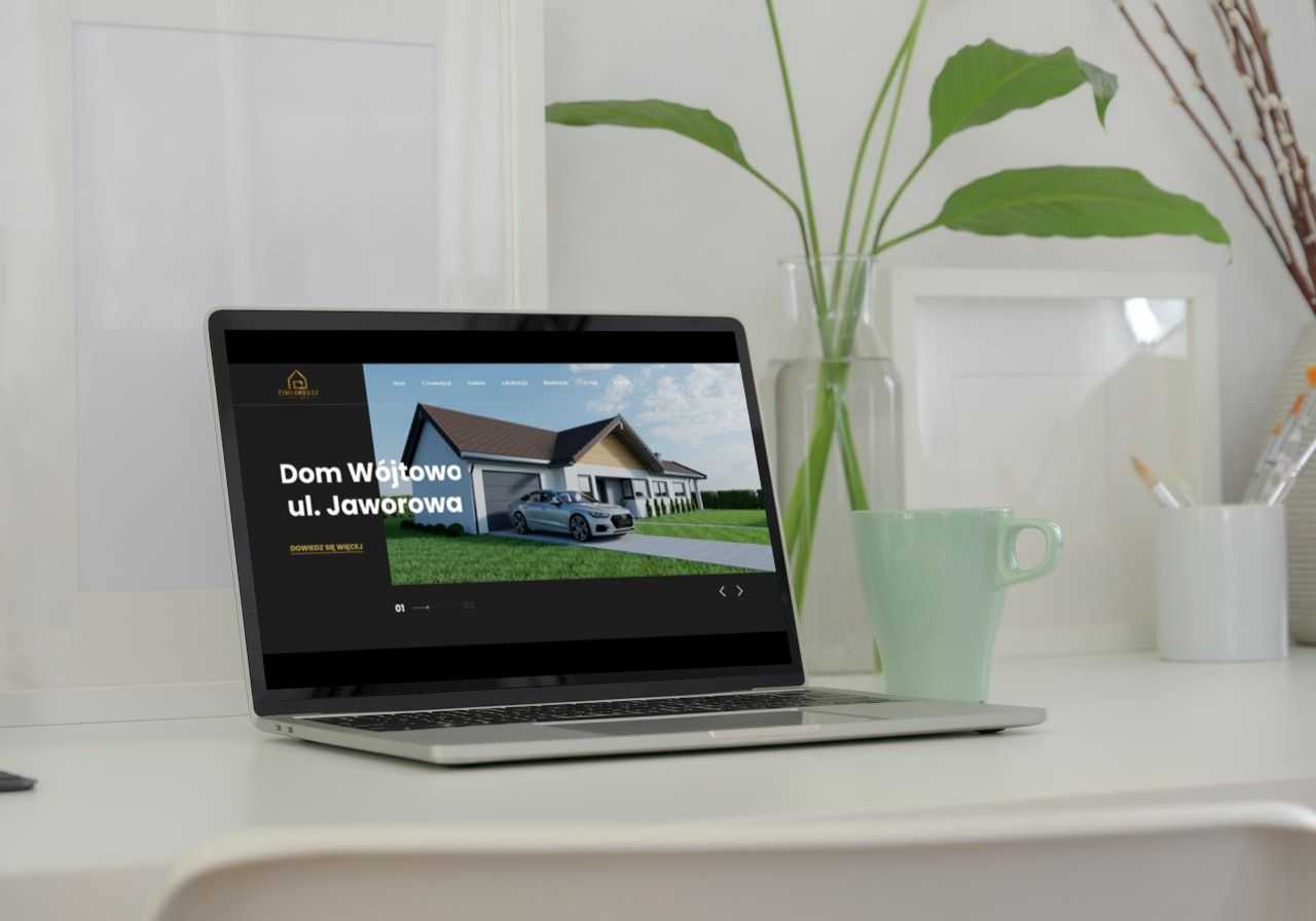 Strona dewelopera z Olsztyna wyświetlona na laptopie – wizualizacja 3D domu 