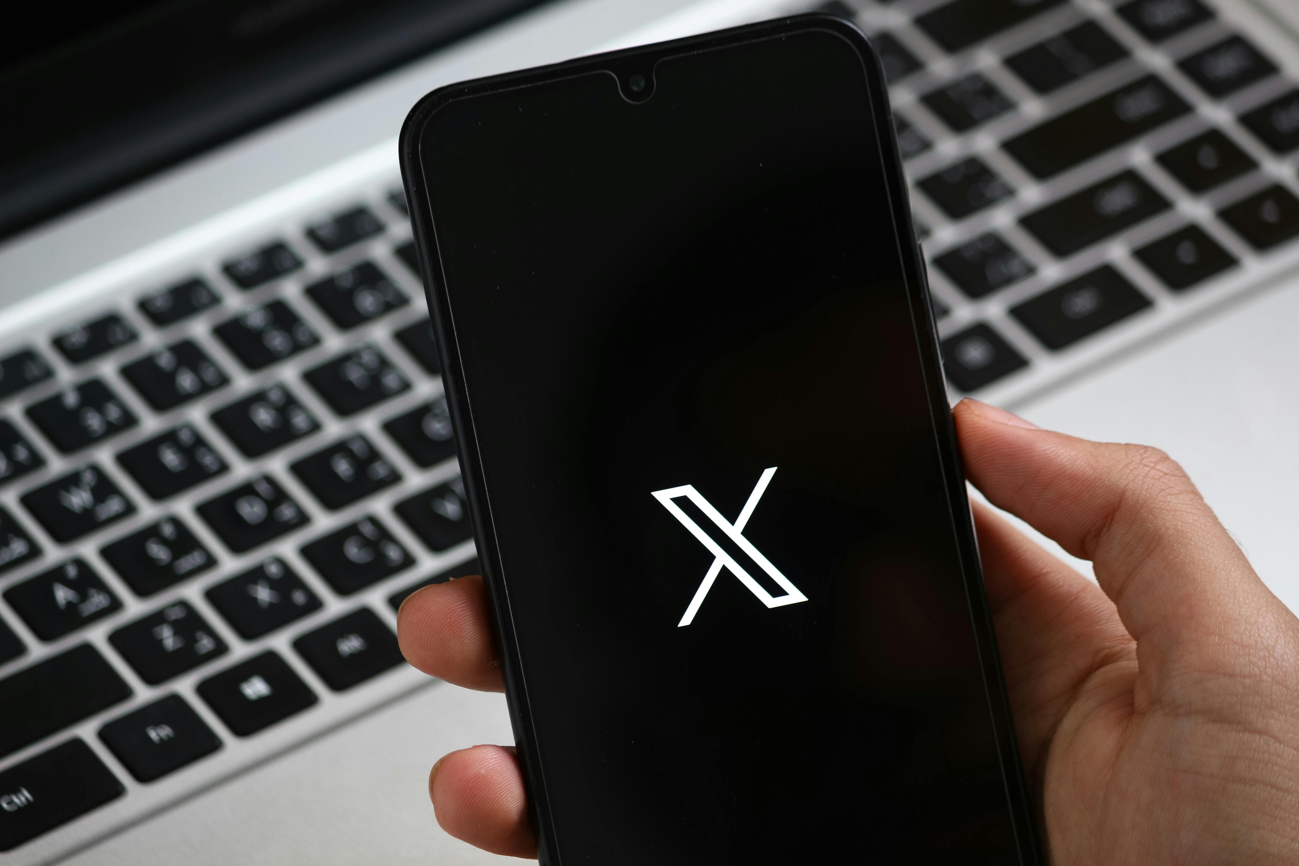 Twitter (X) in the Real Estate Industry - how to use it?